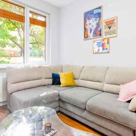 Sofia'S Best Kept Secret In Prime Location! Luaran gambar